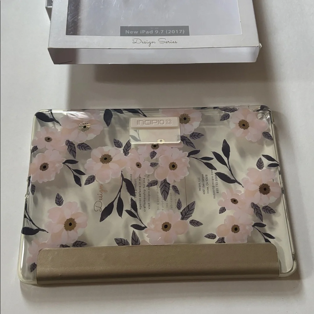 Incipio Design Series | Gold & Floral Design New iPad 9.7 2017 Girly Work Vibes